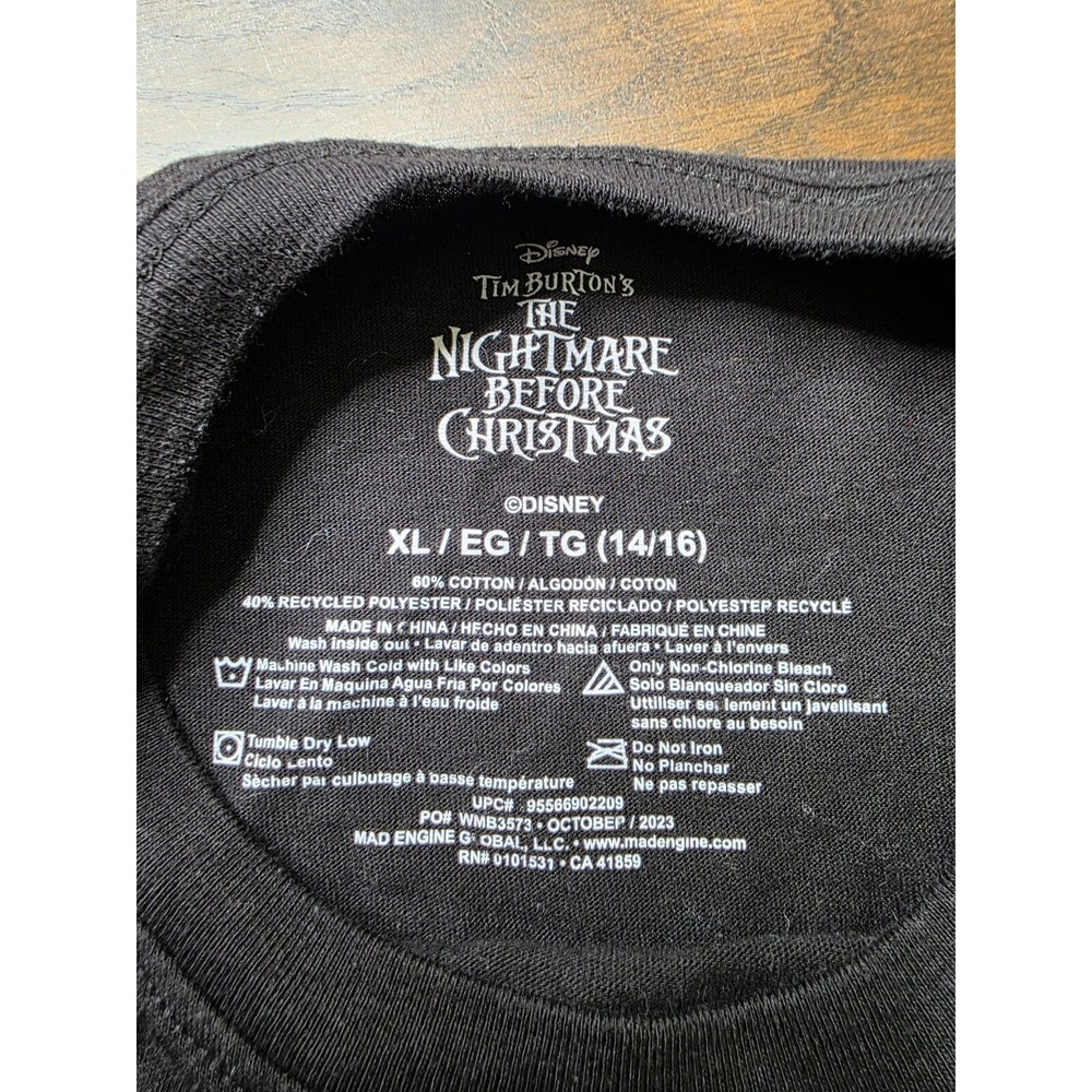 Disney Nightmare Before Christmas Kids Shirt Size 14/16 King Jack on front - Picture 9 of 9